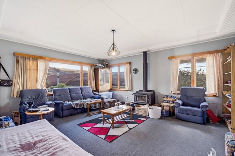 Photo of property in 4 Tweed Street, Roxburgh, 9500