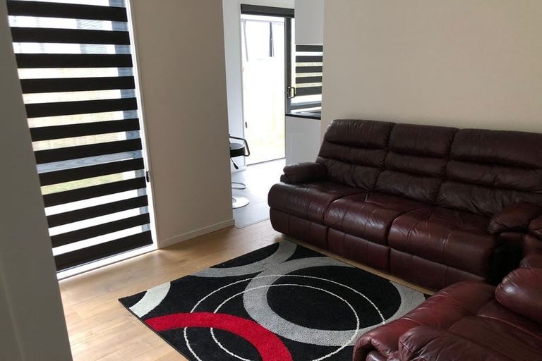 Photo of property in 2 Hauhake Road, Flat Bush, Auckland, 2019