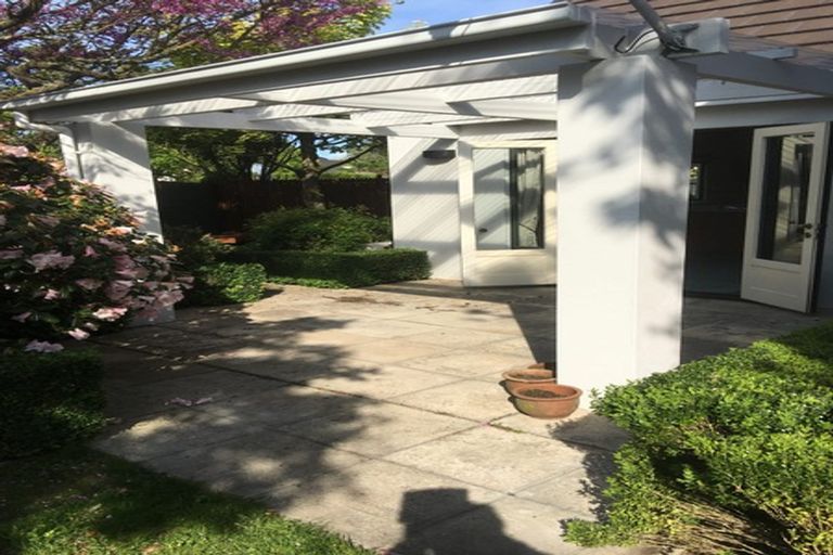 Photo of property in 4a Denley Gardens, Avonhead, Christchurch, 8042