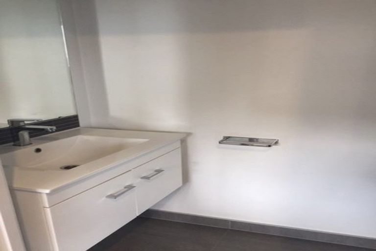 Photo of property in 4 Teal Way, Hobsonville, Auckland, 0616