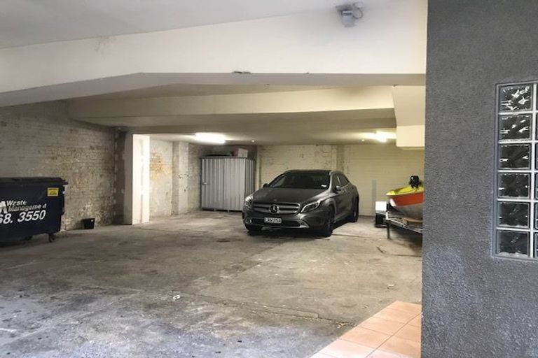 Photo of property in Hopper Street Apartments, 11/20u Hopper Street, Mount Cook, Wellington, 6011