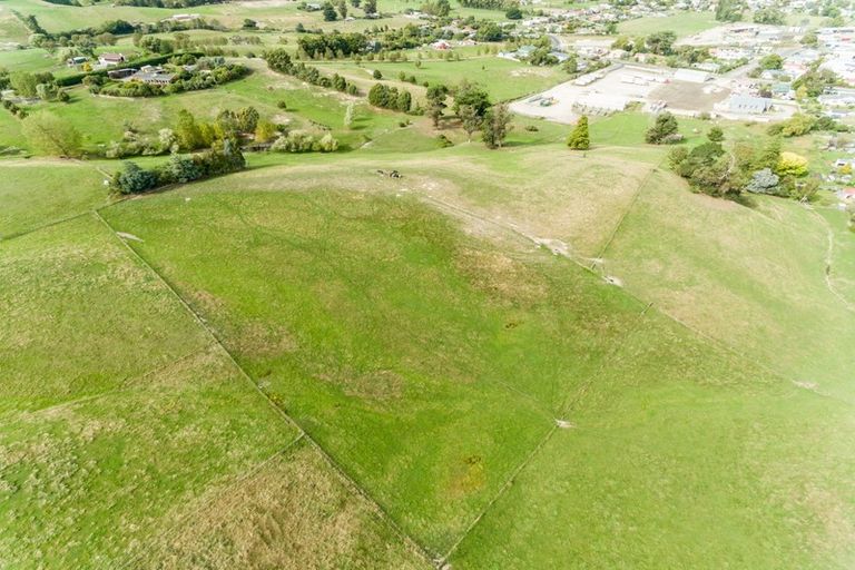 Photo of property in 39 Great North Road, Waipawa, 4210