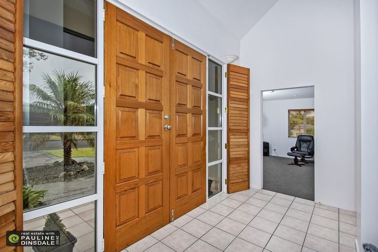 Photo of property in 2 Oxford Avenue, Te Kamo, Whangarei, 0112