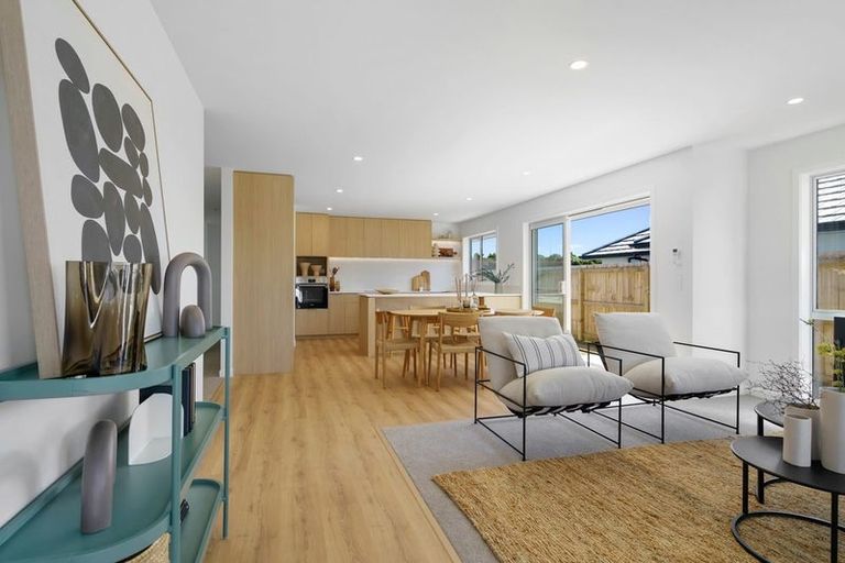 Photo of property in 11 One Haruru Street, Cambridge, 3493