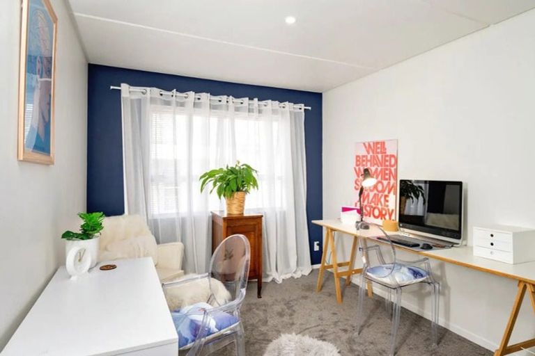 Photo of property in 144c Main Rd Clive, Clive, 4102