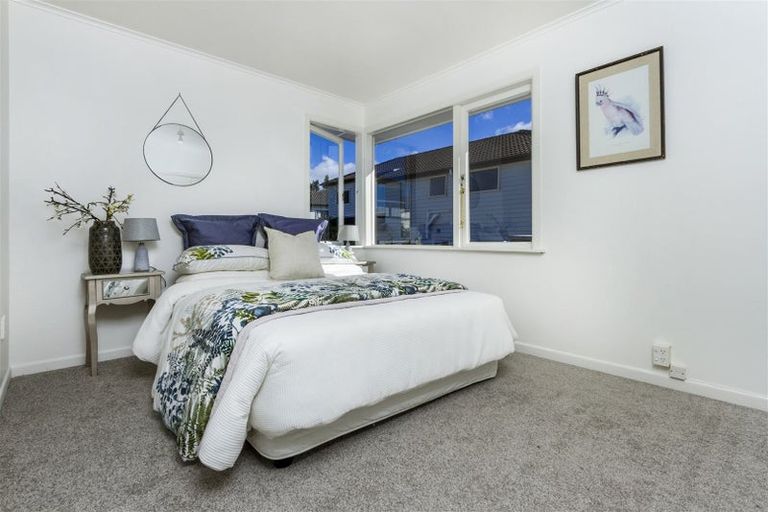 Photo of property in 1/36 Lyttelton Avenue, Forrest Hill, Auckland, 0620