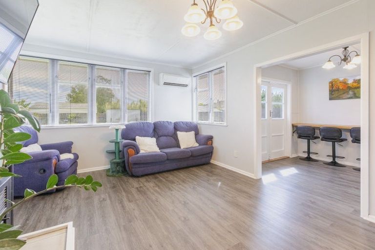 Photo of property in 2 Mccarthy Terrace, Waipukurau, 4200