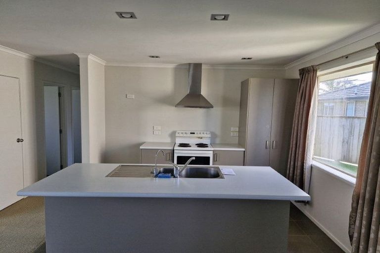 Photo of property in 4b Northpoint Way, Bell Block, New Plymouth, 4312