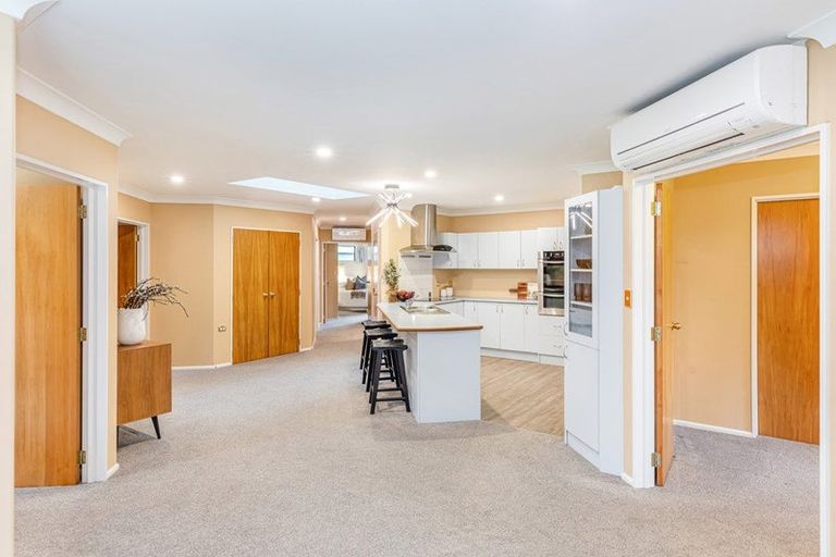 Photo of property in 20 Allin Drive, Waikuku Beach, 7402