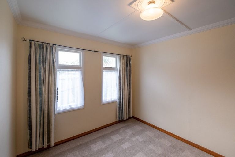 Photo of property in 19 Page Street, Stratford, 4332