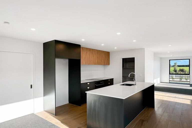 Photo of property in 124 Dunns Crossing Road, Rolleston, 7614