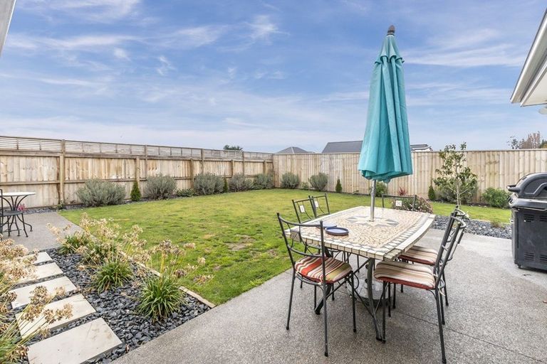 Photo of property in 6 Pegson Lane, Halswell, Christchurch, 8025
