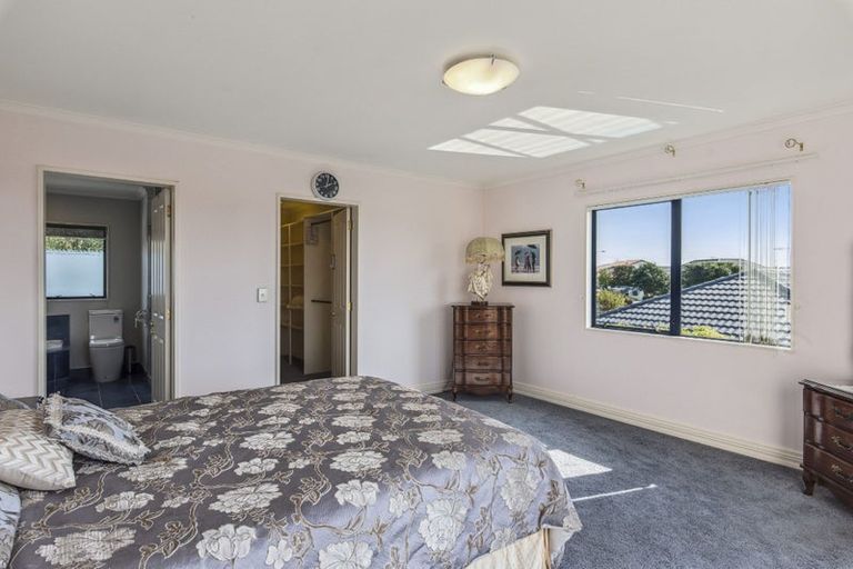 Photo of property in 87 Milne Drive, Paraparaumu, 5032