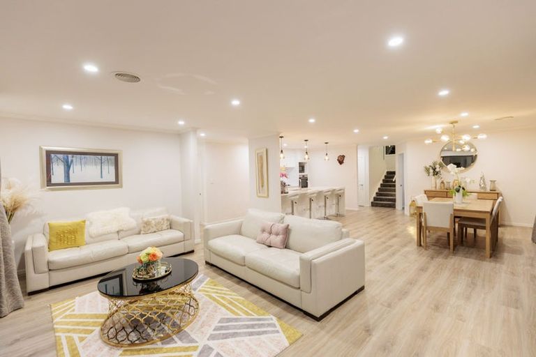 Photo of property in 150 Amesbury Drive, Churton Park, Wellington, 6037