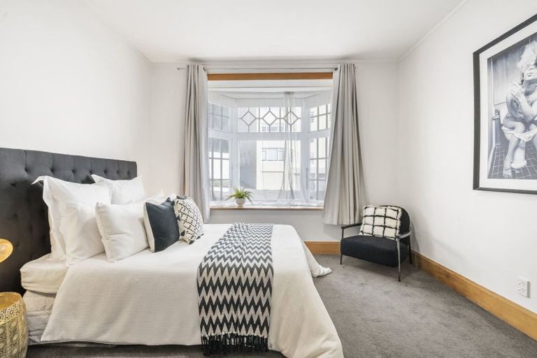 Photo of property in 5 Grass Street, Oriental Bay, Wellington, 6011