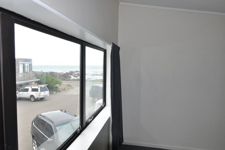 Photo of property in 8/408 The Esplanade, Island Bay, Wellington, 6023