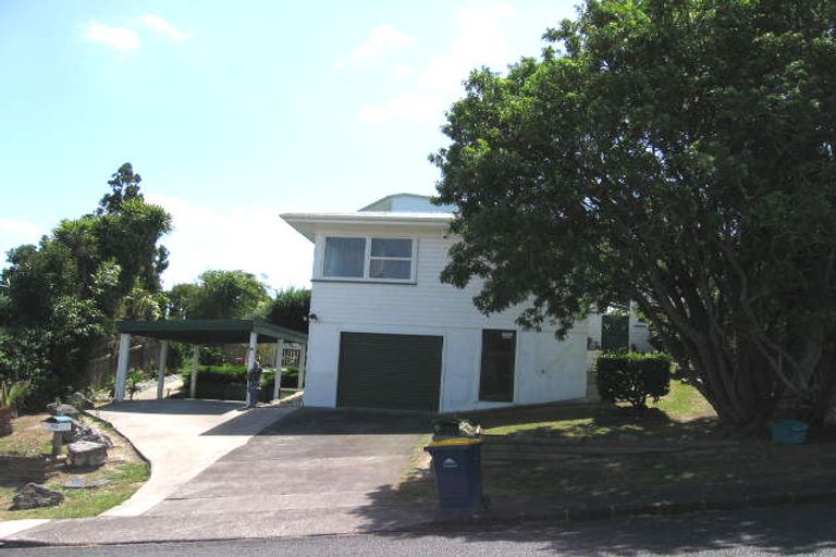 Photo of property in 5 Gatman Street, Birkdale, Auckland, 0626