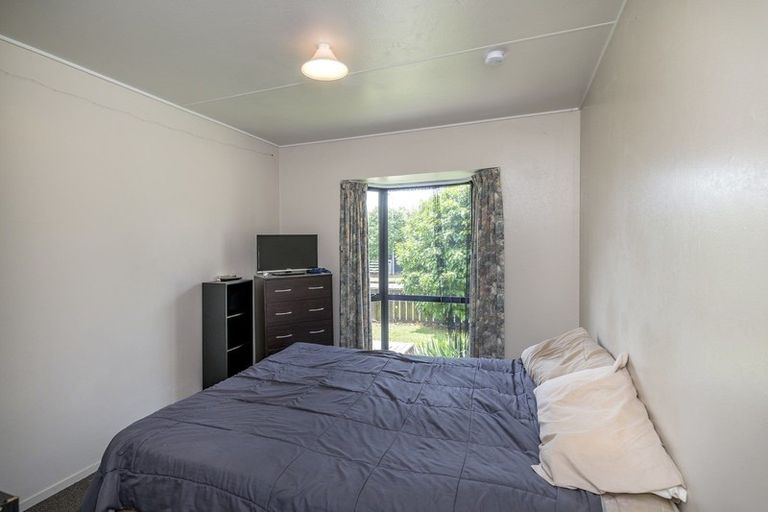 Photo of property in 16 Guy Avenue, Levin, 5510