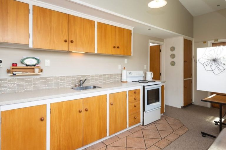 Photo of property in 32 Buffon Street, Waltham, Christchurch, 8023