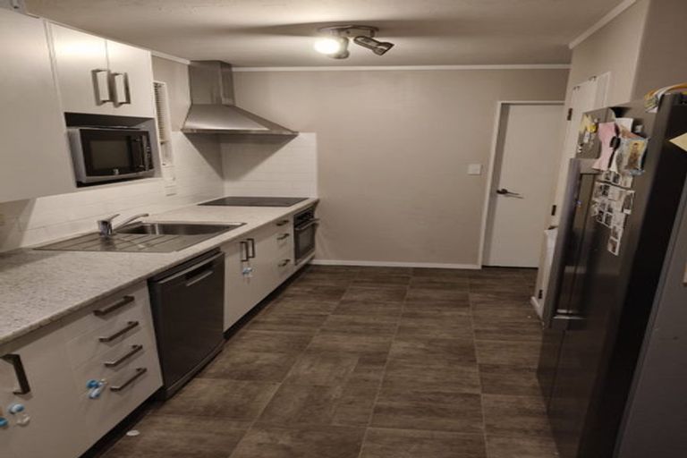 Photo of property in 17 Drummond Crescent, Kelson, Lower Hutt, 5010
