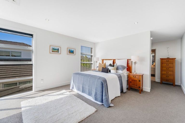 Photo of property in 8a The Parade, Bucklands Beach, Auckland, 2012