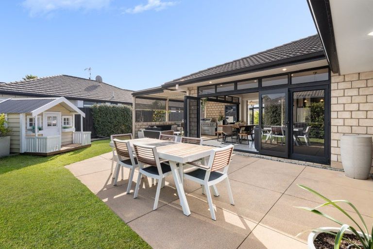 Photo of property in 38 Palazzo Drive, Papamoa Beach, Papamoa, 3118
