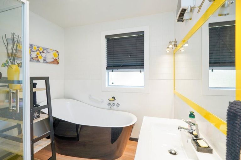 Photo of property in 19 White Street, Newfield, Invercargill, 9812