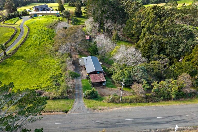 Photo of property in 161 Puke Road, Kumeu, 0891