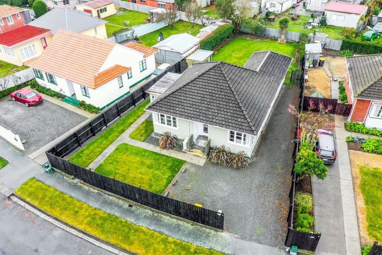 Photo of property in 8 Piko Crescent, Riccarton, Christchurch, 8041