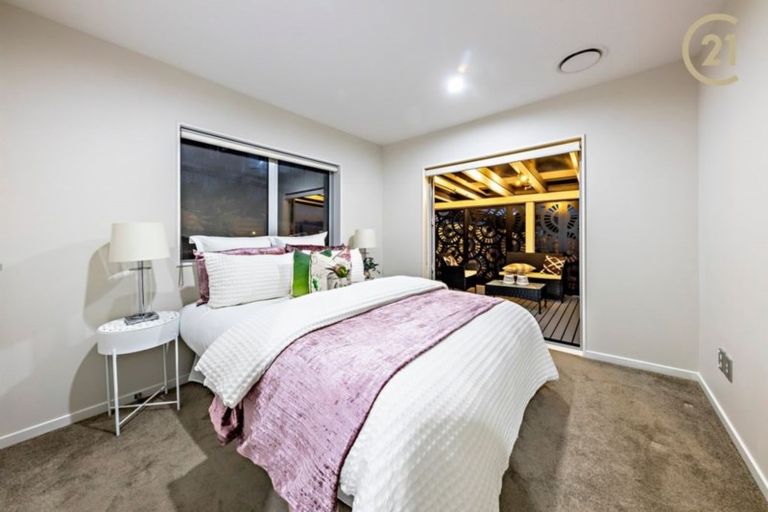 Photo of property in 134 Keri Vista Rise, Papakura, 2110