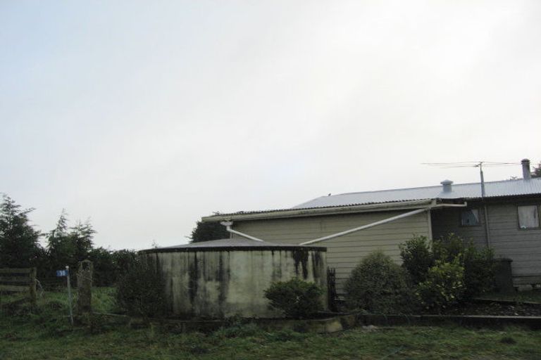 Photo of property in 30 Woodlands Cemetery Road, Woodlands, Invercargill, 9871