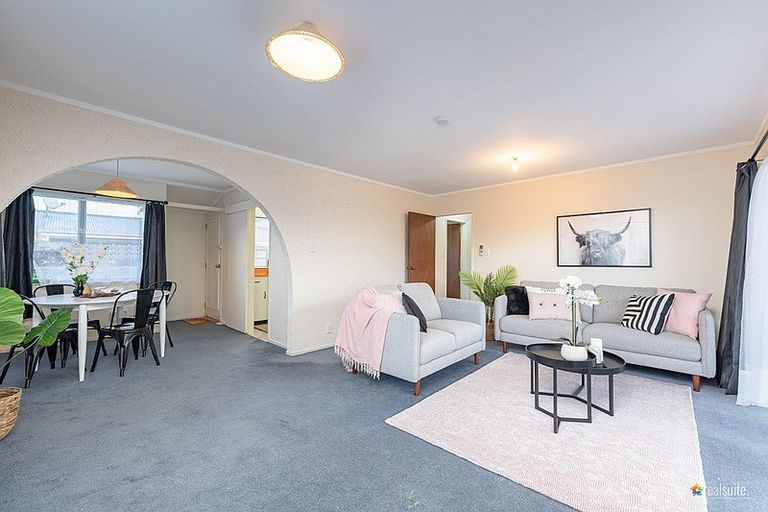 Photo of property in 10f3 Tuapapa Street, Johnsonville, Wellington, 6037