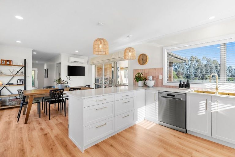 Photo of property in 75 Andersons Line, Clareville, Carterton, 5713