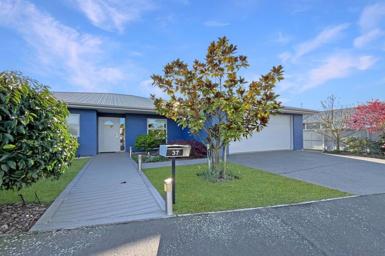 Photo of property in 12 Burnett Street, Ashburton, 7700