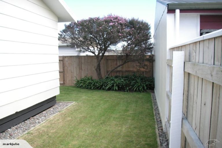 Photo of property in 63 Hillcrest Drive, Kelvin Grove, Palmerston North, 4414