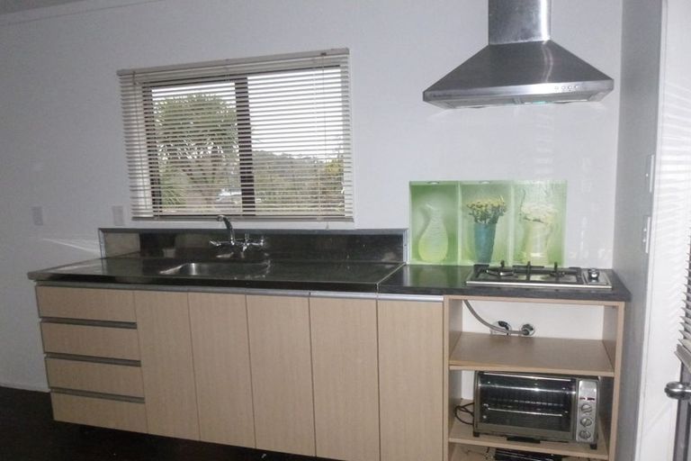 Photo of property in 40 Clyma Place, Massey, Auckland, 0614