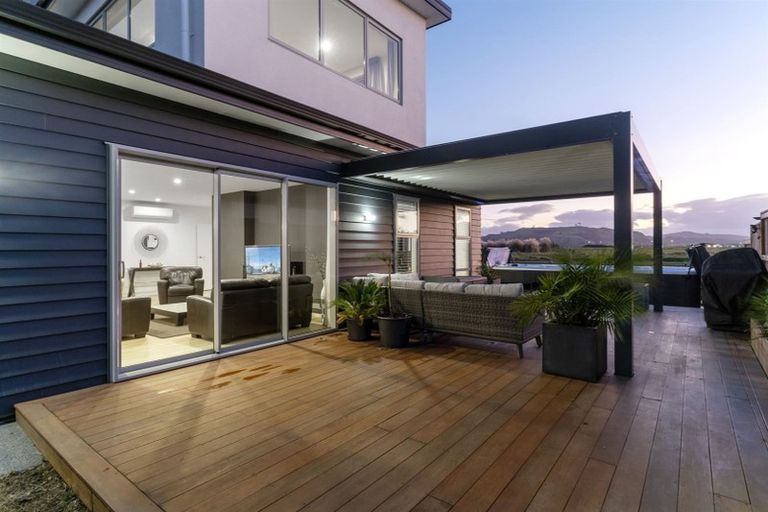 Photo of property in 3 Senecio Way, Papamoa Beach, Papamoa, 3118