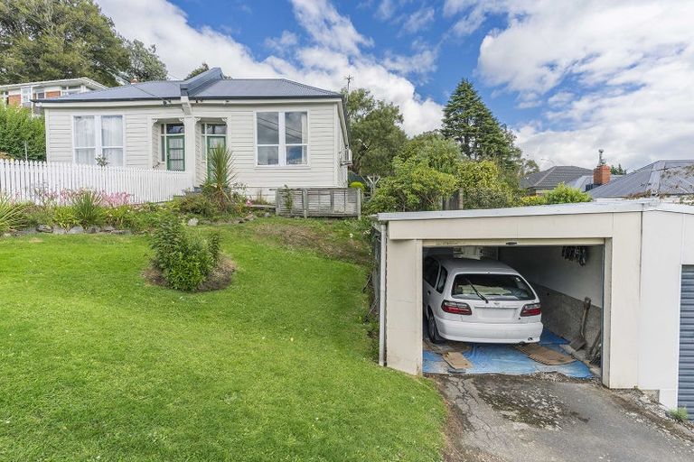 Photo of property in 28 Walton Street, Kaikorai, Dunedin, 9010