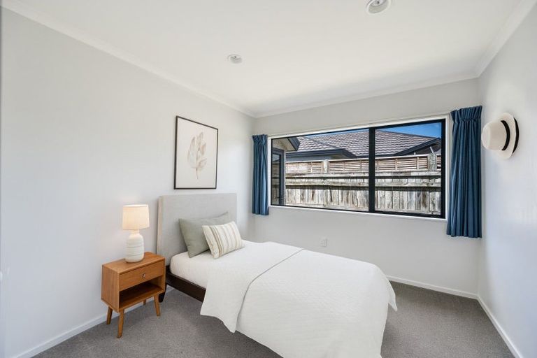 Photo of property in 34a Kensington Drive, Taradale, Napier, 4112