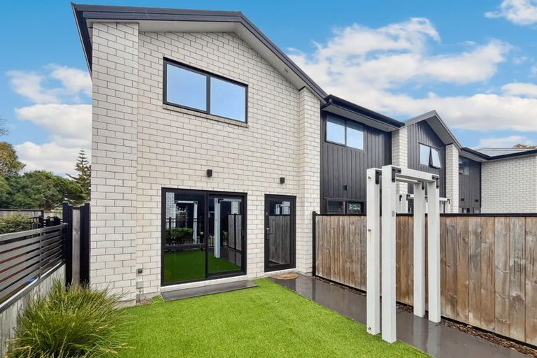 Photo of property in 6/10 Biddle Crescent, Taita, Lower Hutt, 5011