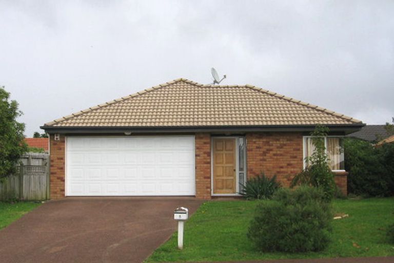 Photo of property in 5 Martin Jugum Lane, Ranui, Auckland, 0612