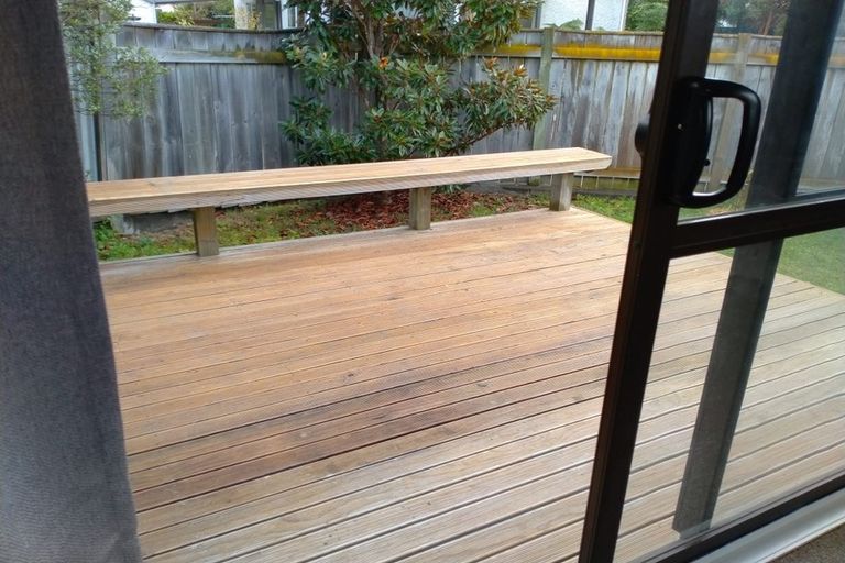 Photo of property in 25 Jeffares Place, Taradale, Napier, 4112