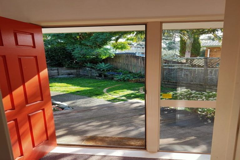 Photo of property in 79 Garton Drive, Massey, Auckland, 0614