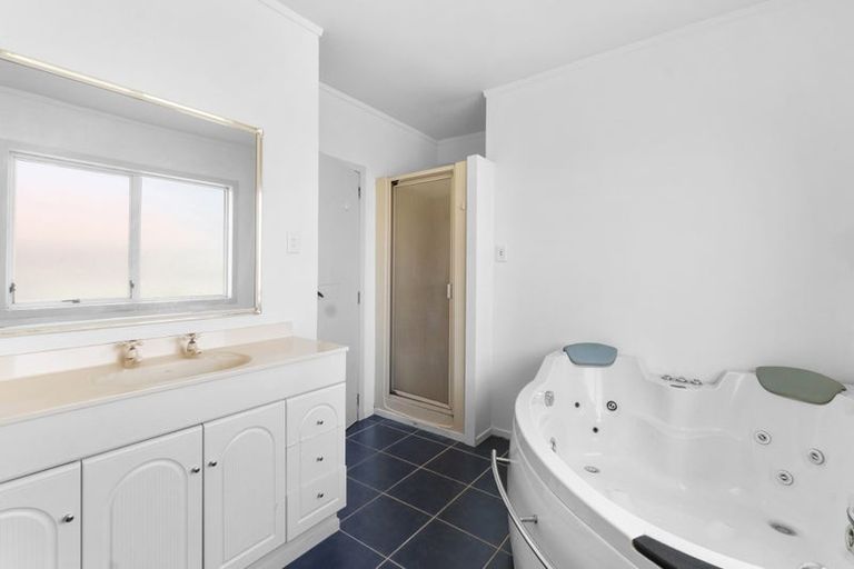 Photo of property in 17 Brown Street, Hamilton East, Hamilton, 3216