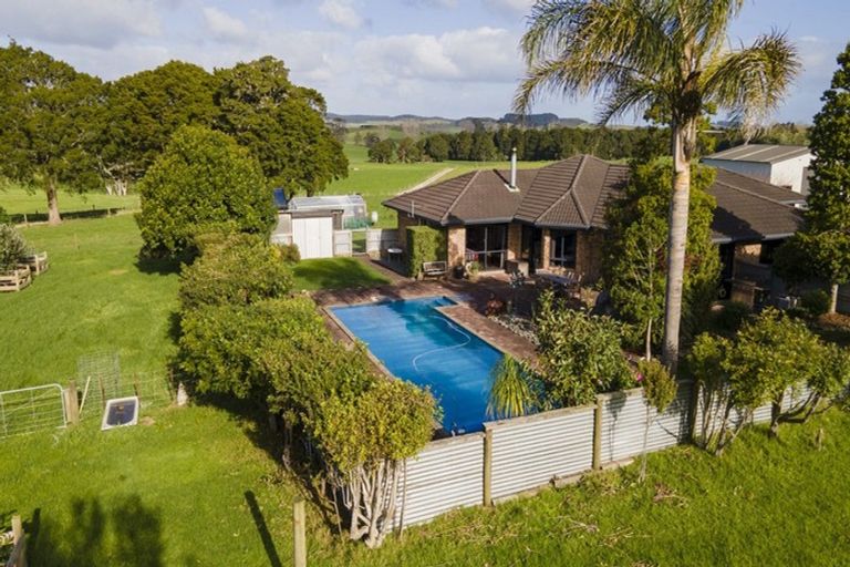 Photo of property in 758 Kaiwaka-mangawhai Road, Hakaru, Wellsford, 0975