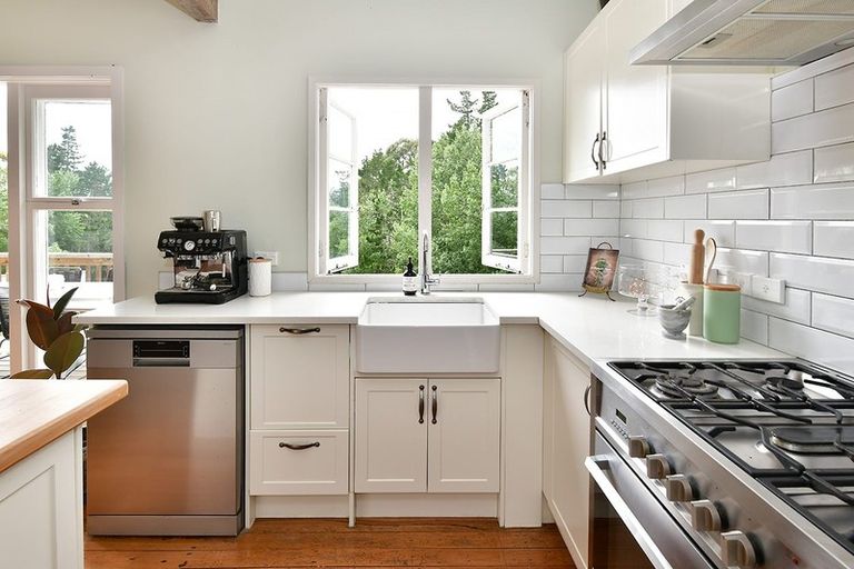 Photo of property in 687 Inland Road, Helensville, 0875