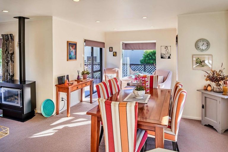 Photo of property in 26 Musket Lane, Whitby, Porirua, 5024