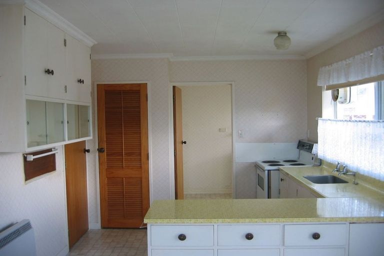 Photo of property in 9 Winiata Place, Otaki, 5512