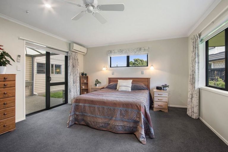 Photo of property in 2 Bransley Grove, Katikati, 3129