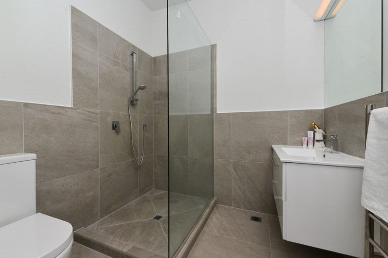 Photo of property in 39u3 Norton Road, Frankton, Hamilton, 3204